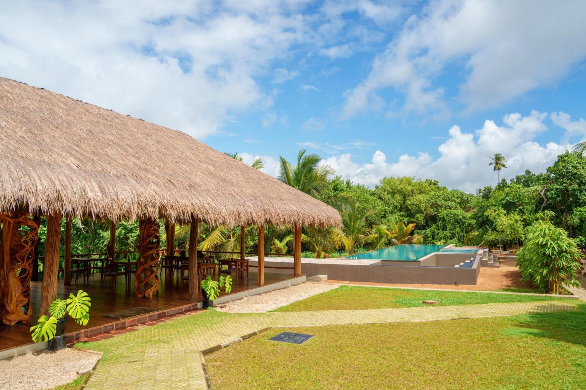 Hotel Omkara Rekawa Tangalle Exterior foto